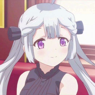 美女COS《巫师3》叶奈法惊艳绝伦 白嫩香肩紫眸勾人